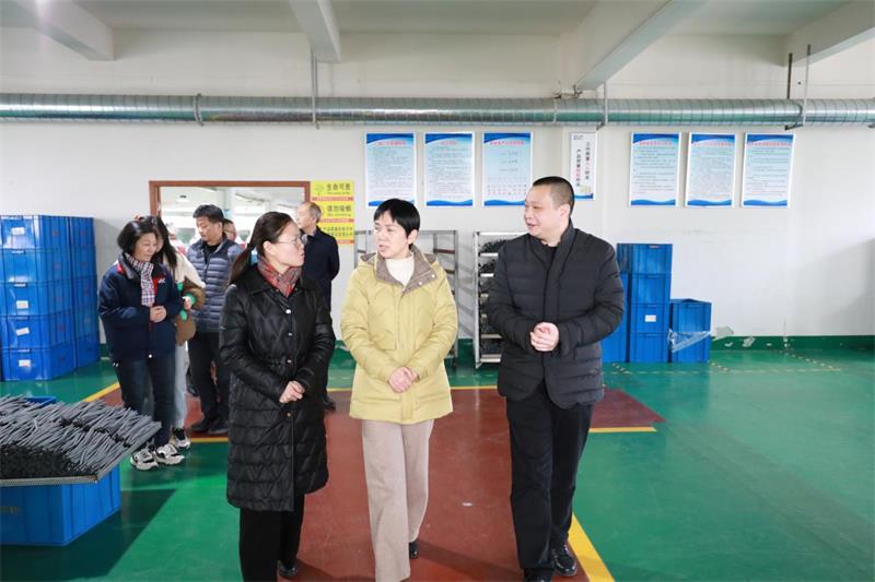 與企業(yè)共謀發(fā)展、共創(chuàng  )未來(lái)